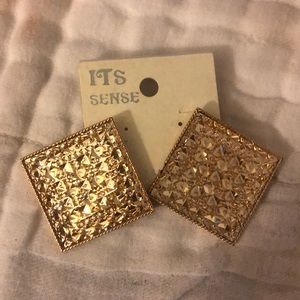 Square rhinestone earrings